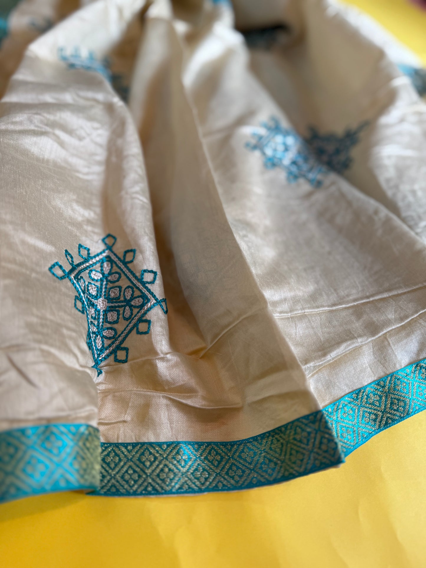 CottonAura DCUS00002 – Unstitched Pure Cotton 3-Piece Salwar Suit with Dazzling Elegant Dupatta