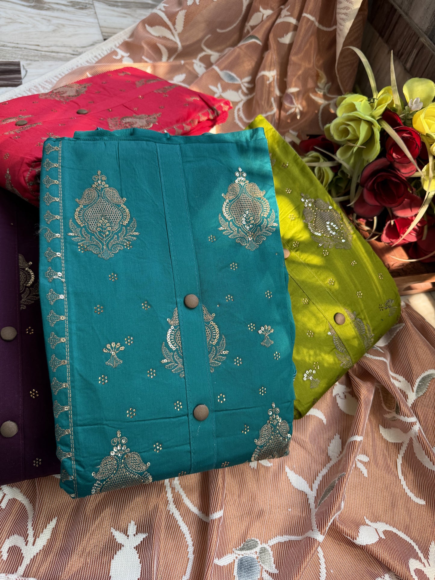 Elegant unstitched salwar suits in pure cotton with thread work and chiffon dupatta (DCUS00012)